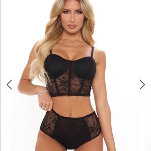 2 piece lingerie- Fashion Nova
